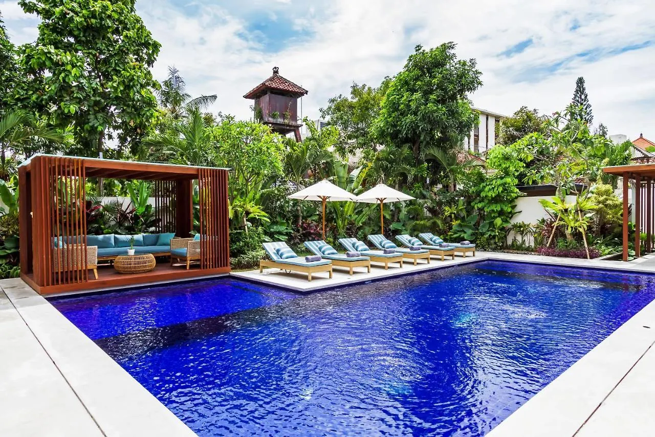 Villa The Botanical 6 Bed Luxury 900 Meter From Beach Seminyak