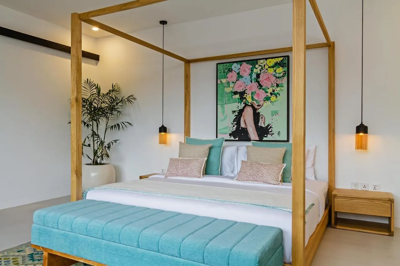 The Botanical 6 Bed Luxury 900 Meter From Beach Seminyak  0*, Seminyak (Bali)