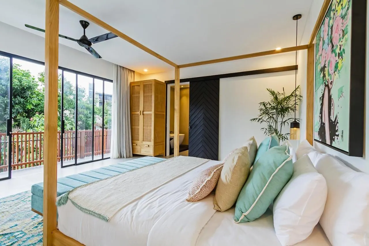The Botanical 6 Bed Luxury 900 Meter From Beach Seminyak Indonésie